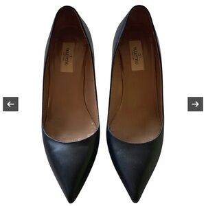 Valentino Rock Stuf Women's Classic Black Heels Sz 39